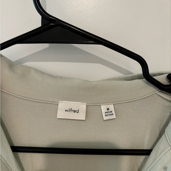 Aritzia / Wilifred Button Down - Picture 2 of 4